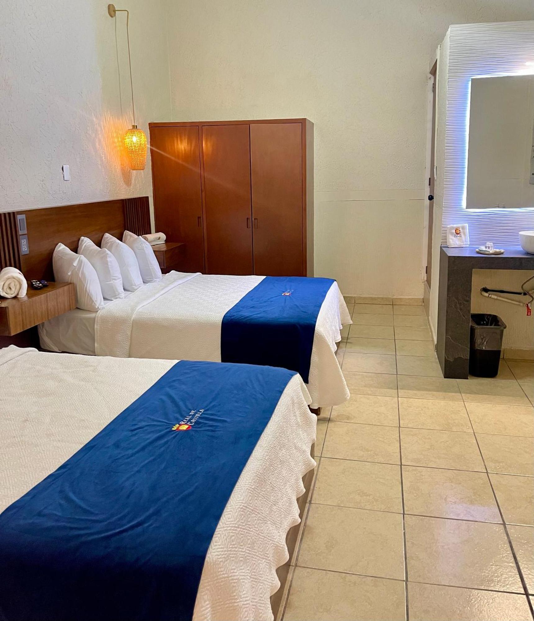 Hotel Real De Castilla Nuovo Гвадалахара Экстерьер фото